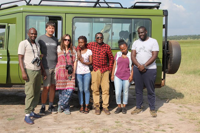 1 Day Akagera Wildlife Safari ( 2 Pax Min) - Lunch, water, and what is included