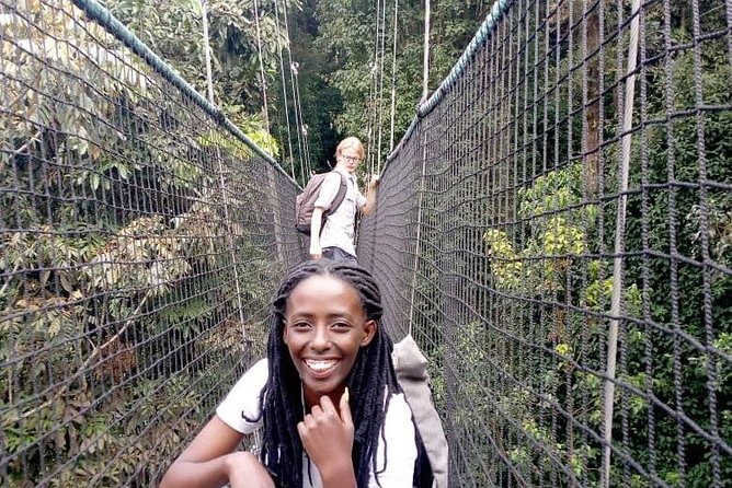 1 Day Canopy Walk Adventure in Nyungwe Forest National Park - Lunch at Gisakura before the bridges