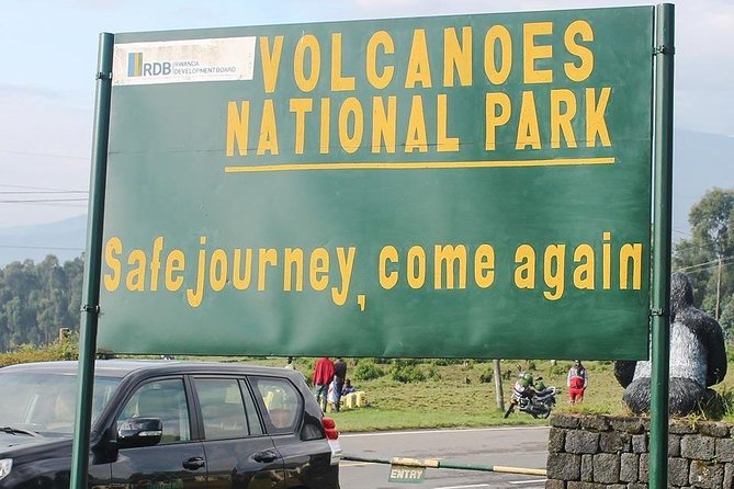 1 Day Gorilla Trekking Rwanda - Registration and briefing at Kinigi