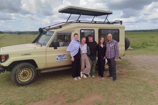 2 Days & 1 Night Akagera National Park Safari Tour - How the private format changes the day