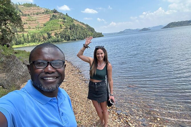 4 Days Gorilla Trekking, Lake Bunyonyi and Rwanda National Parks - Why this four-day route is appealing