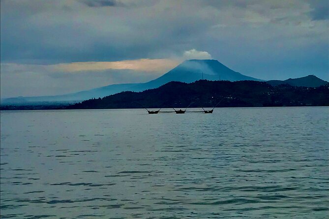 Boat cruise and adventures -Karongi - Swimming, farming, and active options