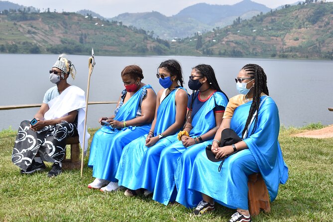 Boat cruise in Twin lakes and Lake Kivu - Why the Twin Lakes are worth your time