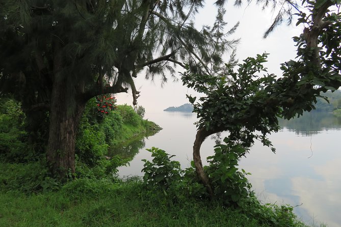 Boat excursion on the Lake Kivu, Rwanda - Peace Island and the chance to swim