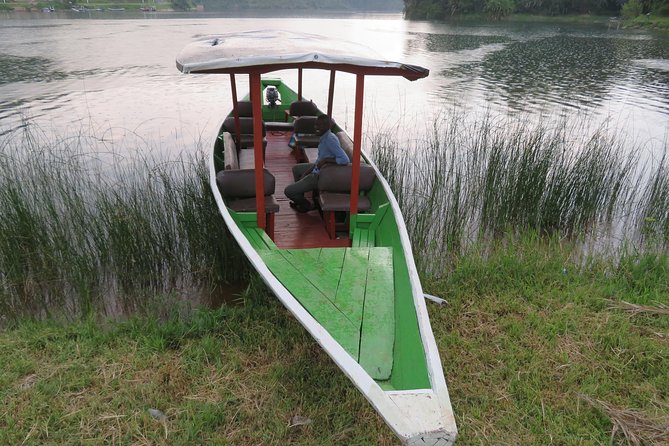 Boat excursion on the Lake Kivu, Rwanda - The private boat format and what it changes