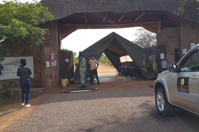 Cool Share Day Akagera Game Drive, Daily Depart, Boat Ride, Lunch - The game drive and the value of a good guide