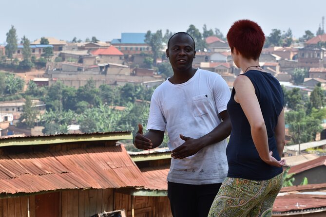 Explore Talking Through Art and its neighborhood in Rwanda - Exploring the traditional street market