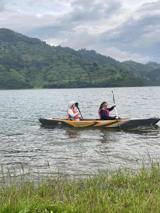 From Kigali: Twin Lakes Burera and Ruhondo Day Trip - The two to three-hour hike is the day’s real workout