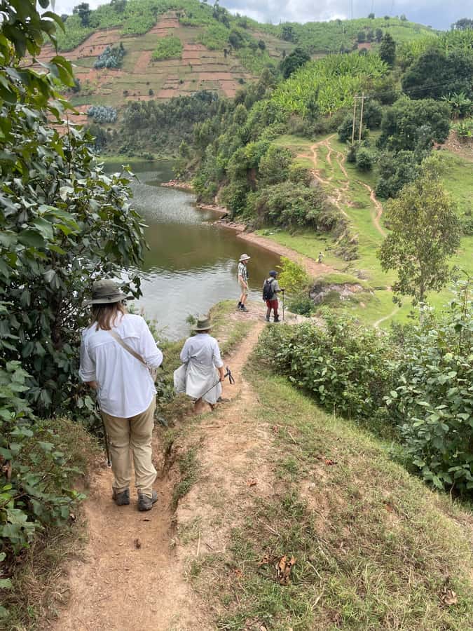 From Kigali: Twin Lakes Burera and Ruhondo Day Trip - Practical packing advice for the hills and water