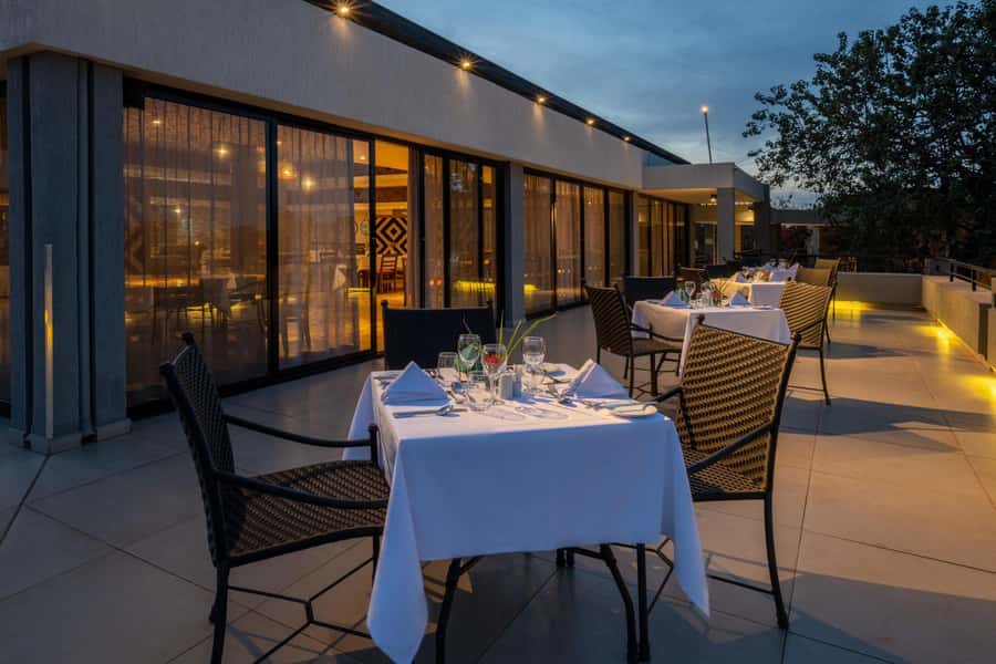 Kigali: Akagera National Park Luxury Day Trip with Boat Ride - The late-afternoon return to Kigali