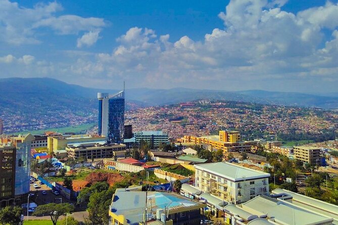 Kigali City Tour and Sightseeing - One hour among the stalls at Kimironko Market