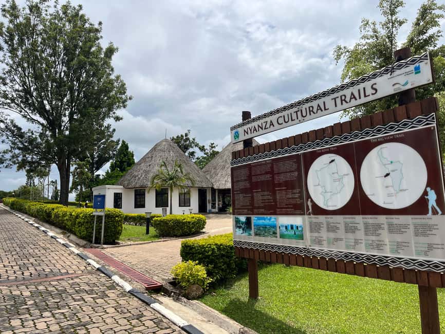 Kigali: Culture tour @ King palace, museum & the memorial - The 7:00 AM pickup from Kigali