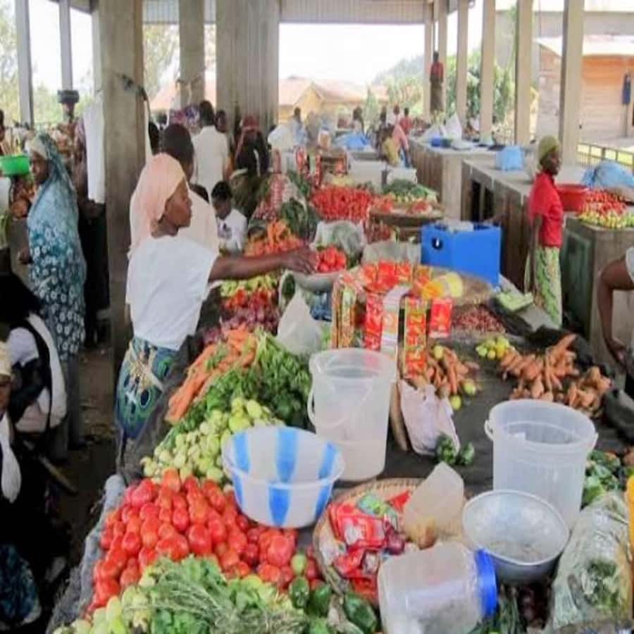 Kigali: From Market to Table Cooking Class in Kigali - The 30-minute shopping stop