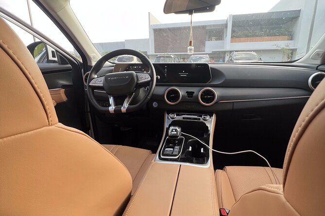 Kigali Intl Airport (KGL) - Private Luxury Roundtrip Transfer - Flight monitoring takes pressure off your arrival