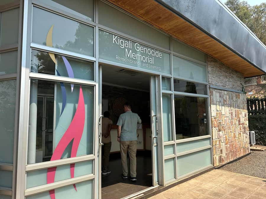 Kigali: luxury City Tour with Hotel Pickup and Drop-off - What the guide adds to the day
