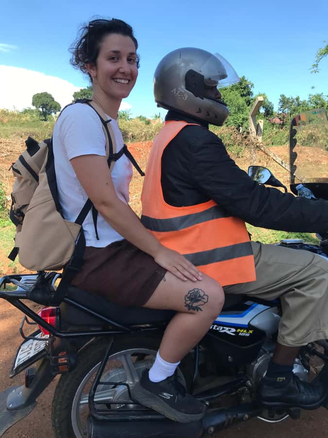 Kigali: Motorbike Guided Tour - Kimironko Market in 35 useful minutes