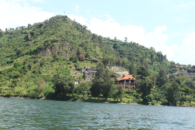 Lake Kivu Boat Trips & Experiences - What the boat ride feels like